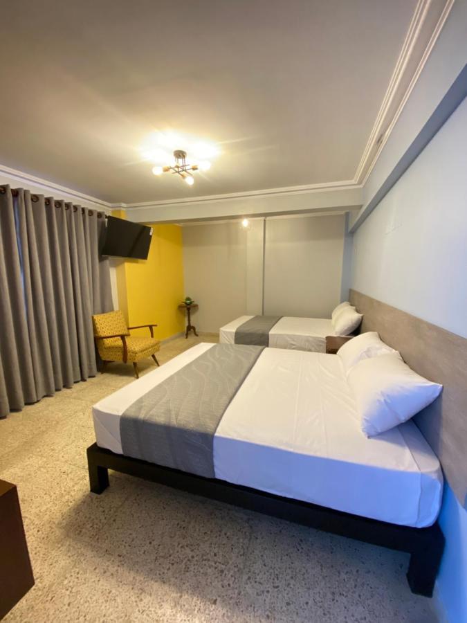 Izza Hotel Кочабамба Екстер'єр фото
