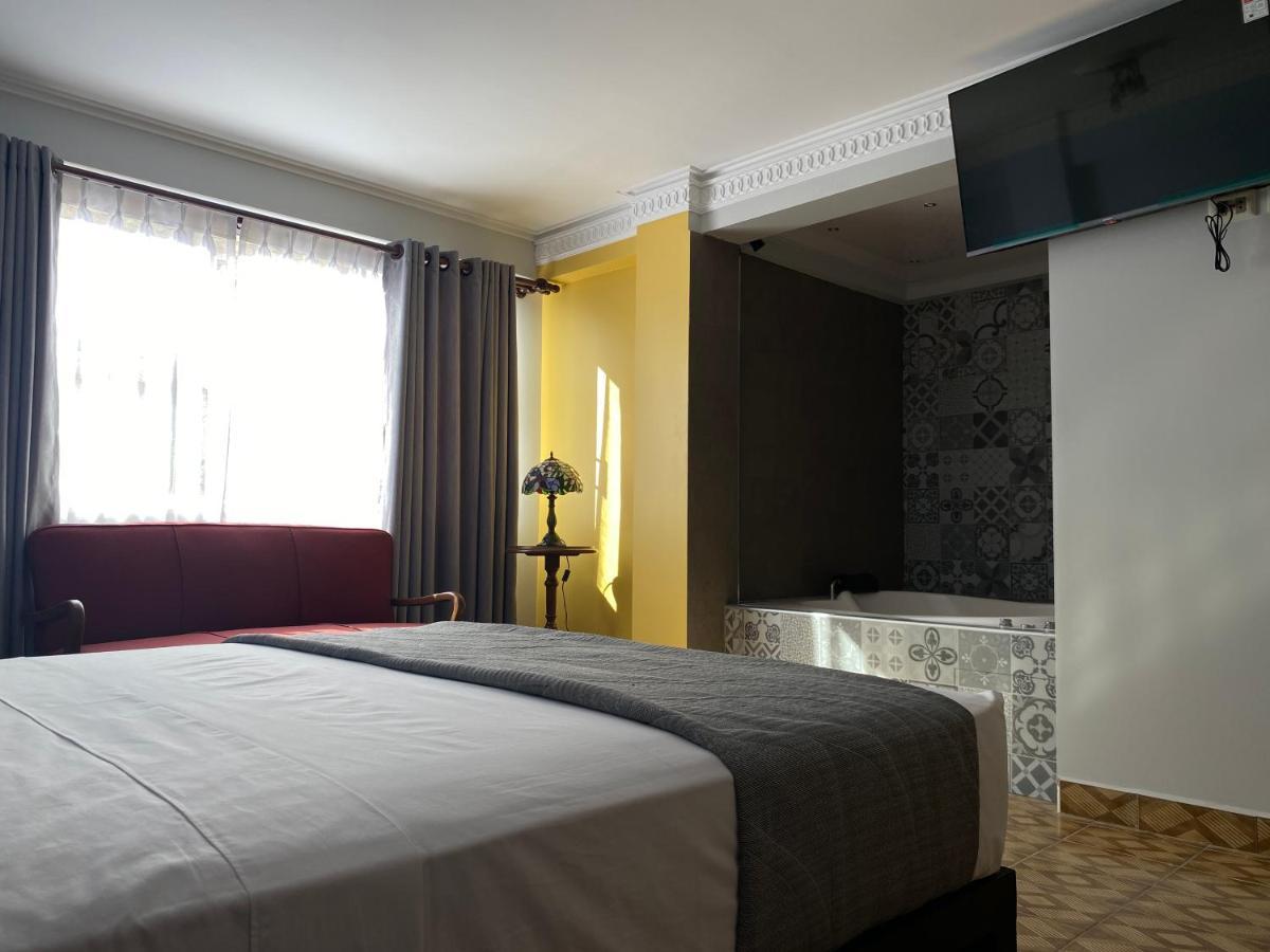 Izza Hotel Кочабамба Екстер'єр фото