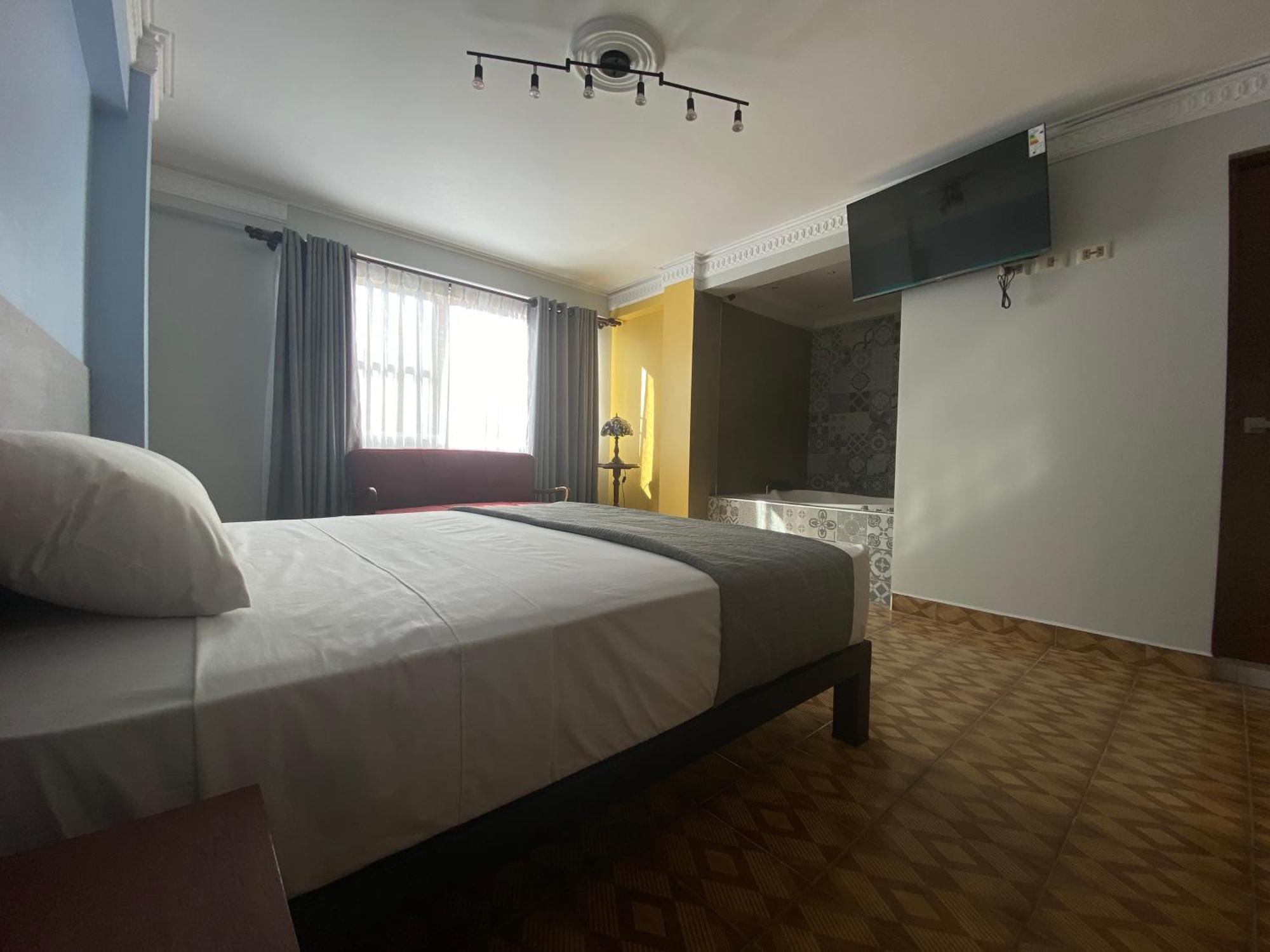 Izza Hotel Кочабамба Екстер'єр фото