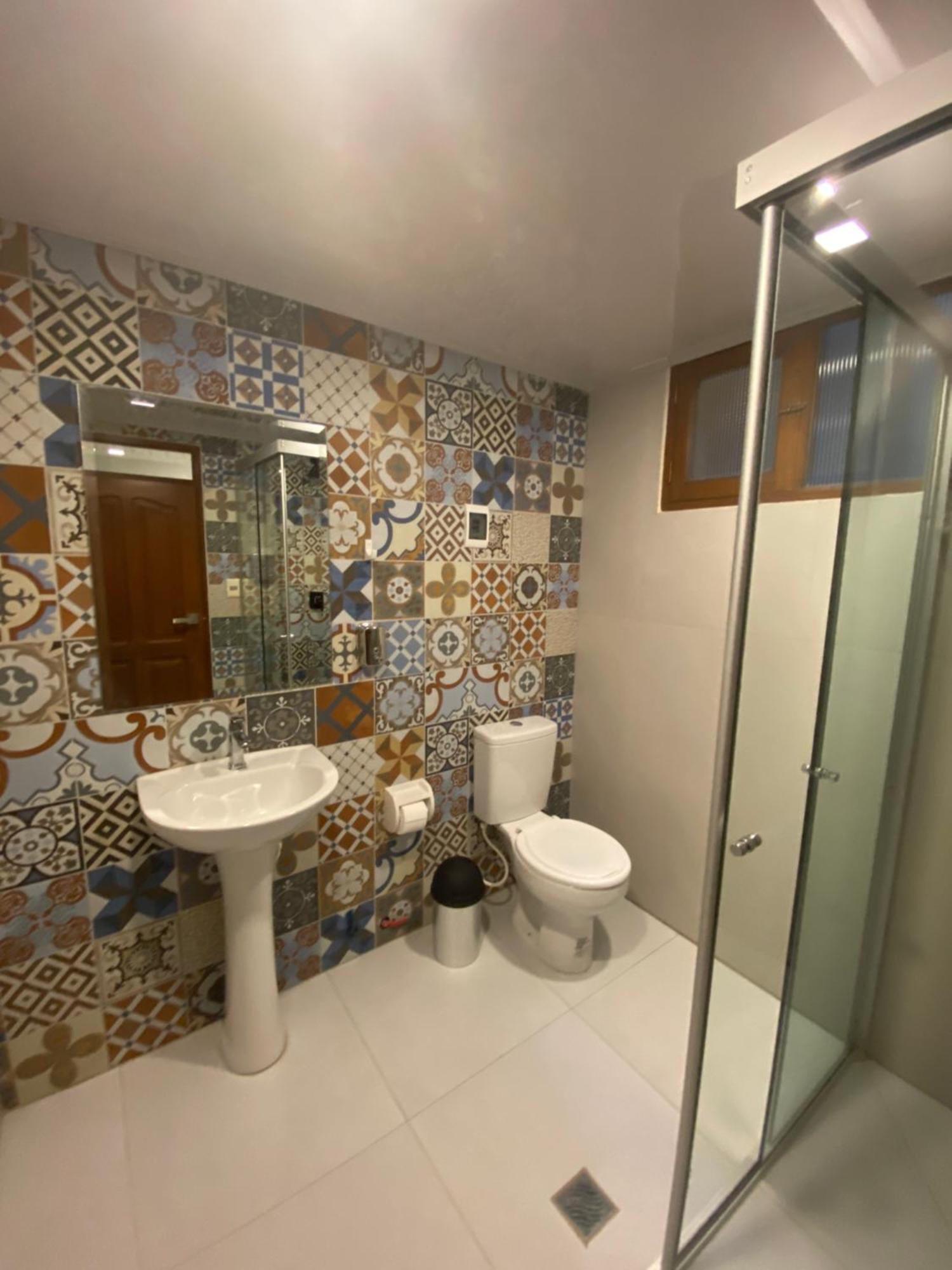 Izza Hotel Кочабамба Екстер'єр фото