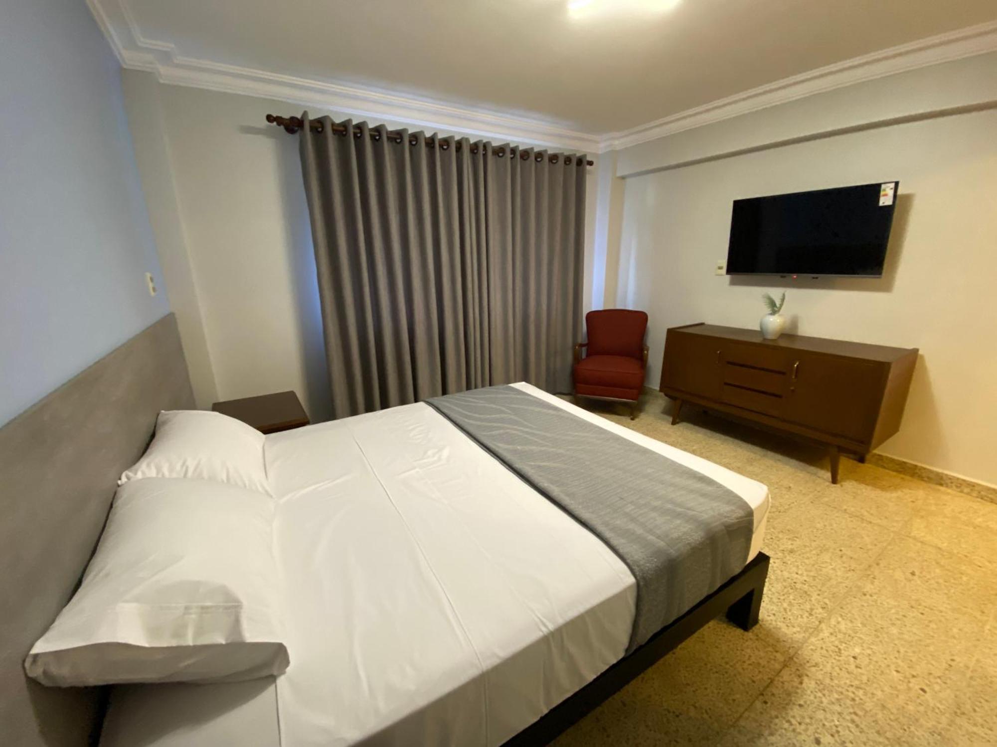 Izza Hotel Кочабамба Екстер'єр фото