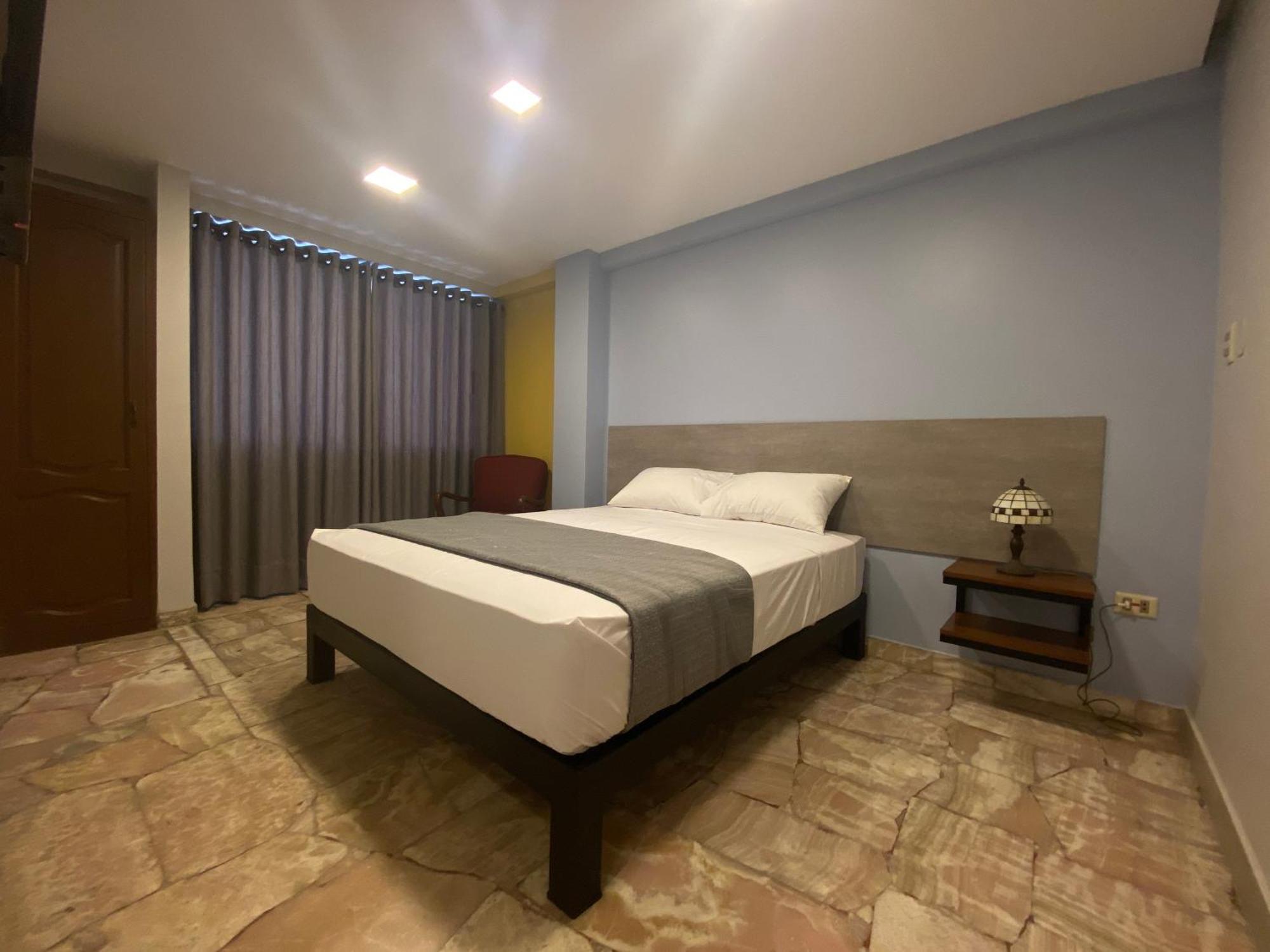 Izza Hotel Кочабамба Екстер'єр фото