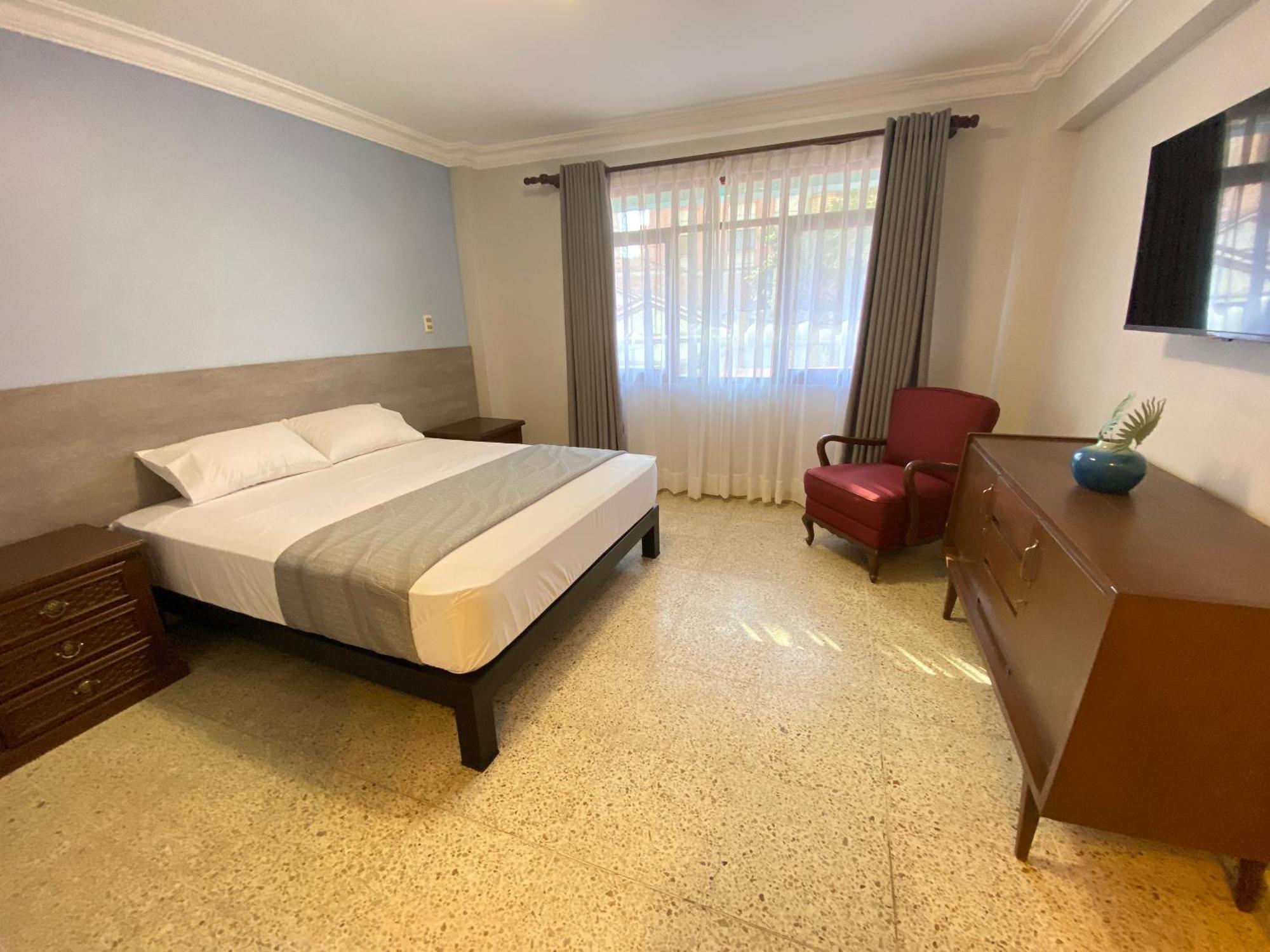 Izza Hotel Кочабамба Екстер'єр фото