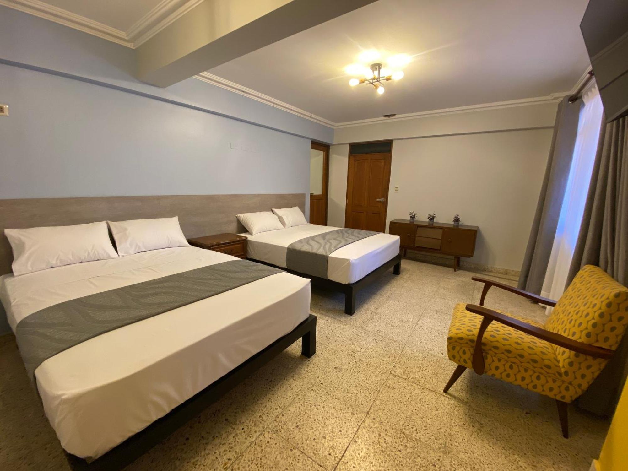 Izza Hotel Кочабамба Екстер'єр фото
